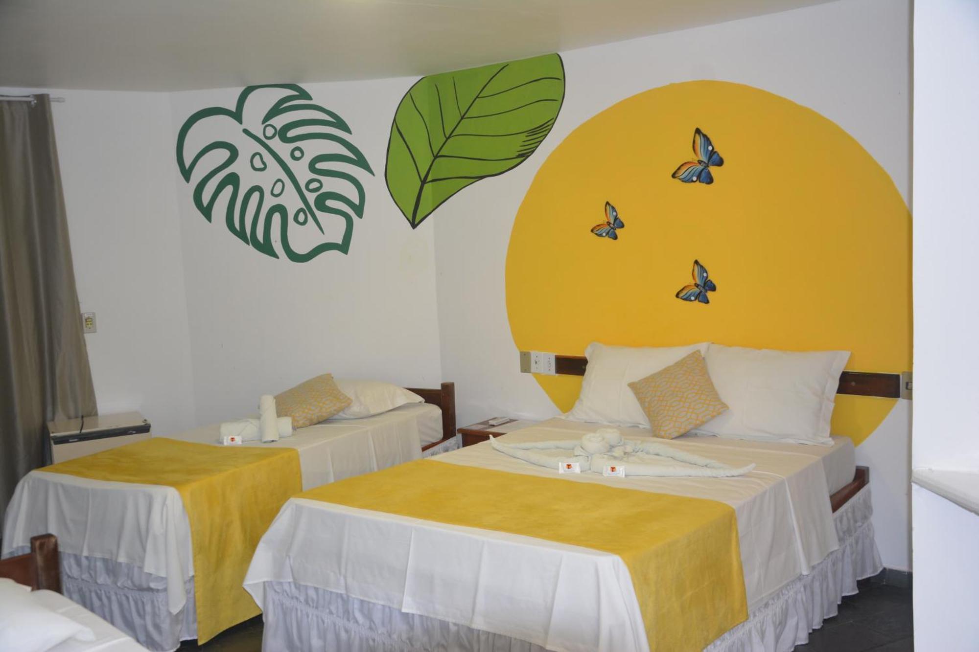 Hotel Brisa Dos Abrolhos Alcobaça Extérieur photo